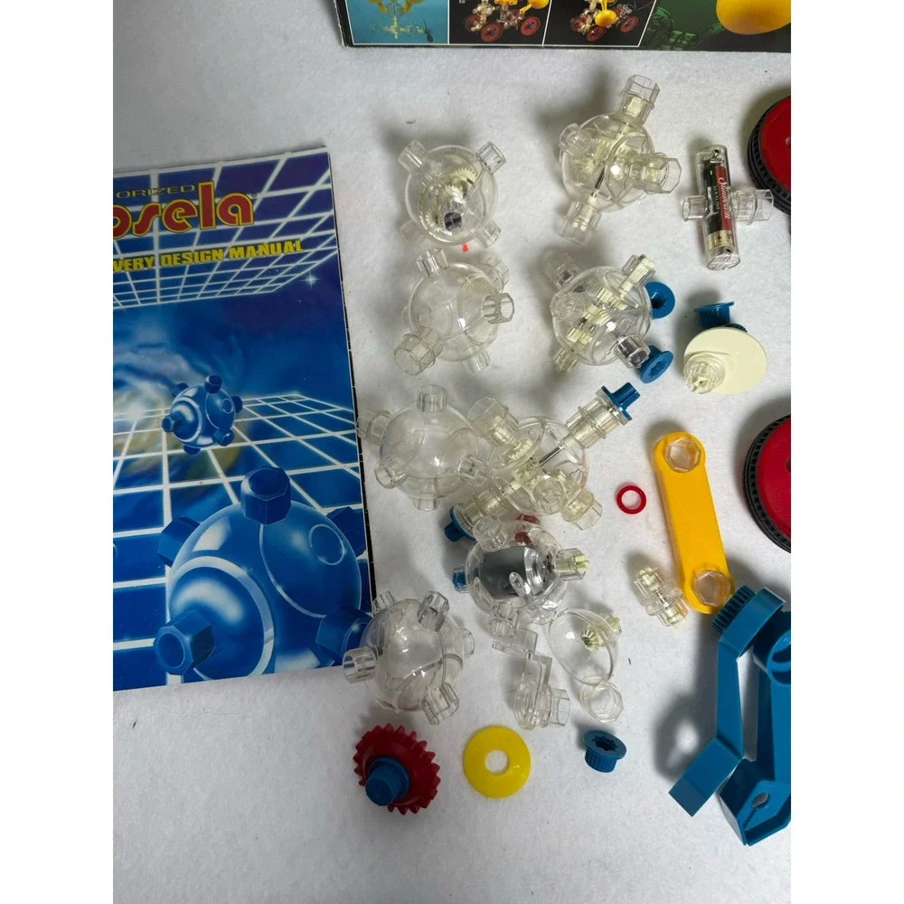 Vintage Capsela 400 Construct 22 Motorized Land and Water Toys For Parts‎ Only